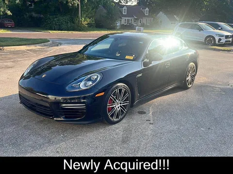 2015 Porsche Panamera GTS Sedan 4D