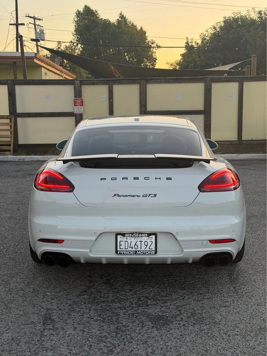 2015 Porsche 970 Panamera GTS - Image 6 of 20