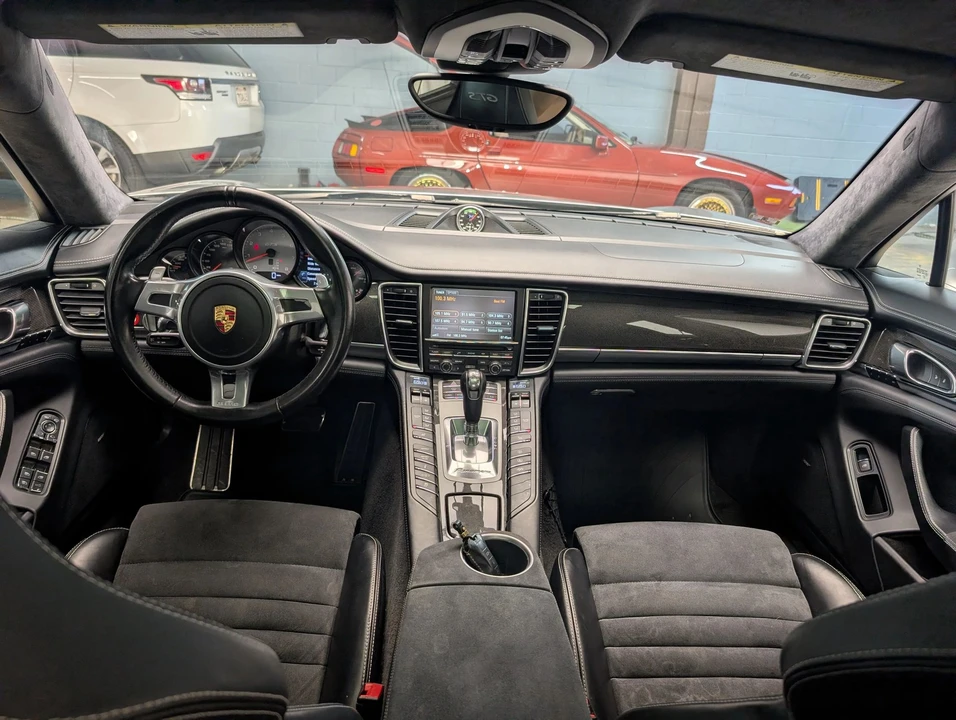 2015 Porsche 970 Panamera GTS - Image 10 of 31