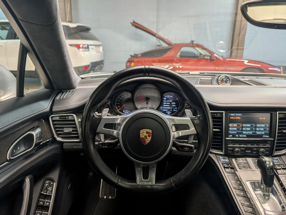 2015 Porsche 970 Panamera GTS - Image 11 of 31