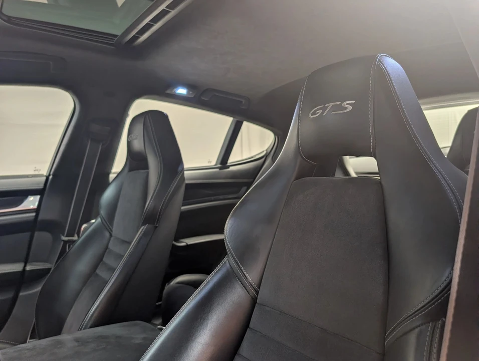 2015 Porsche 970 Panamera GTS - Image 19 of 31