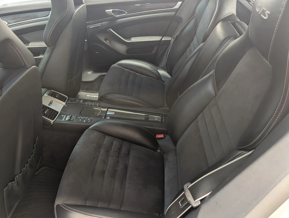 2015 Porsche 970 Panamera GTS - Image 22 of 31
