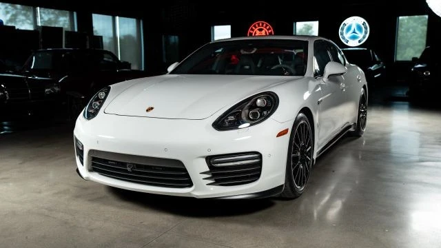 2015 Porsche 970 Panamera GTS - Image 3 of 21