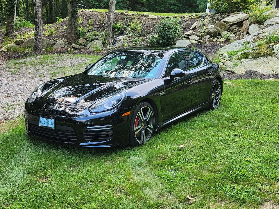 2015 Porsche 970 Panamera GTS - Image 11 of 31