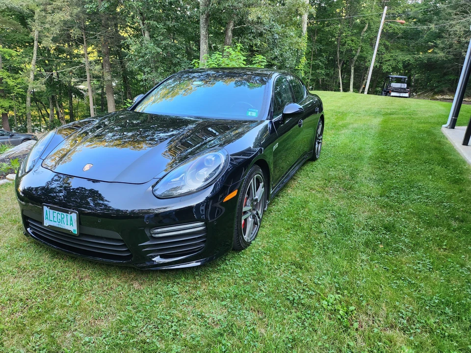 2015 Porsche 970 Panamera GTS - Image 10 of 31
