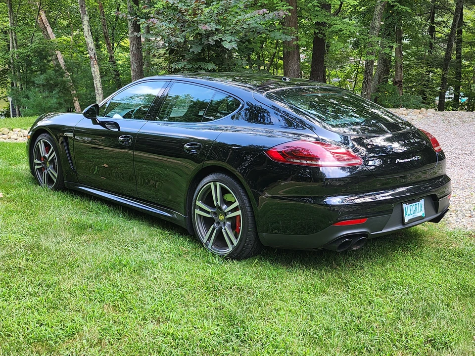 2015 Porsche 970 Panamera GTS - Image 14 of 31