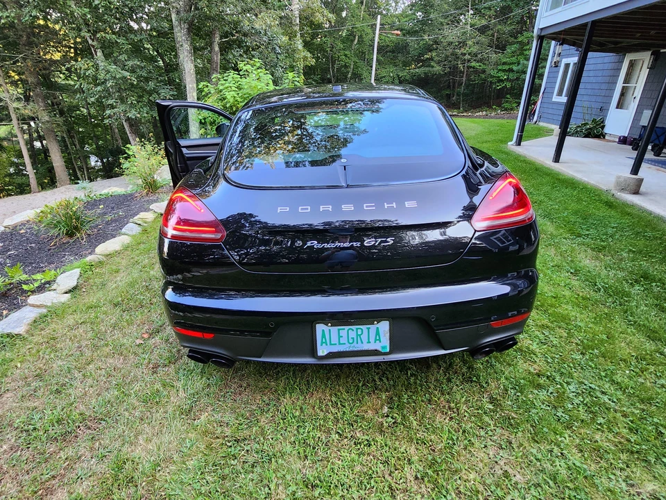 2015 Porsche 970 Panamera GTS - Image 16 of 31