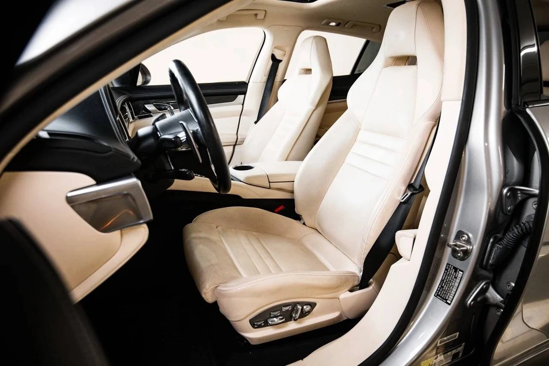 2015 Porsche 970 Panamera GTS - Image 5 of 5