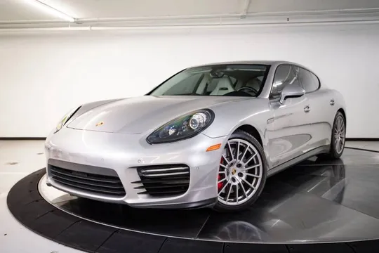2015 Porsche Panamera GTS