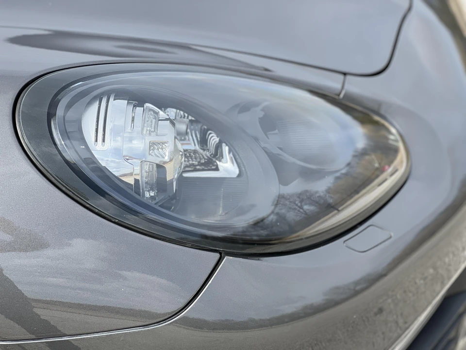 2015 Porsche 970 Panamera GTS - Image 14 of 19