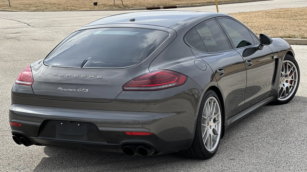 2015 Porsche 970 Panamera GTS - Image 9 of 19