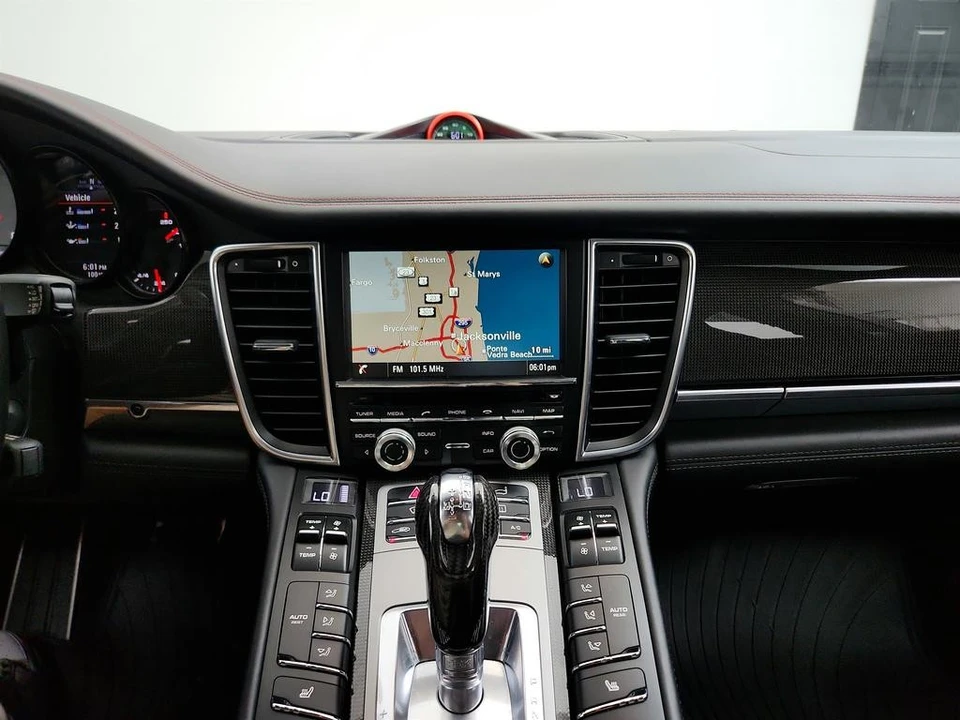 2015 Porsche 970 Panamera GTS - Image 21 of 31