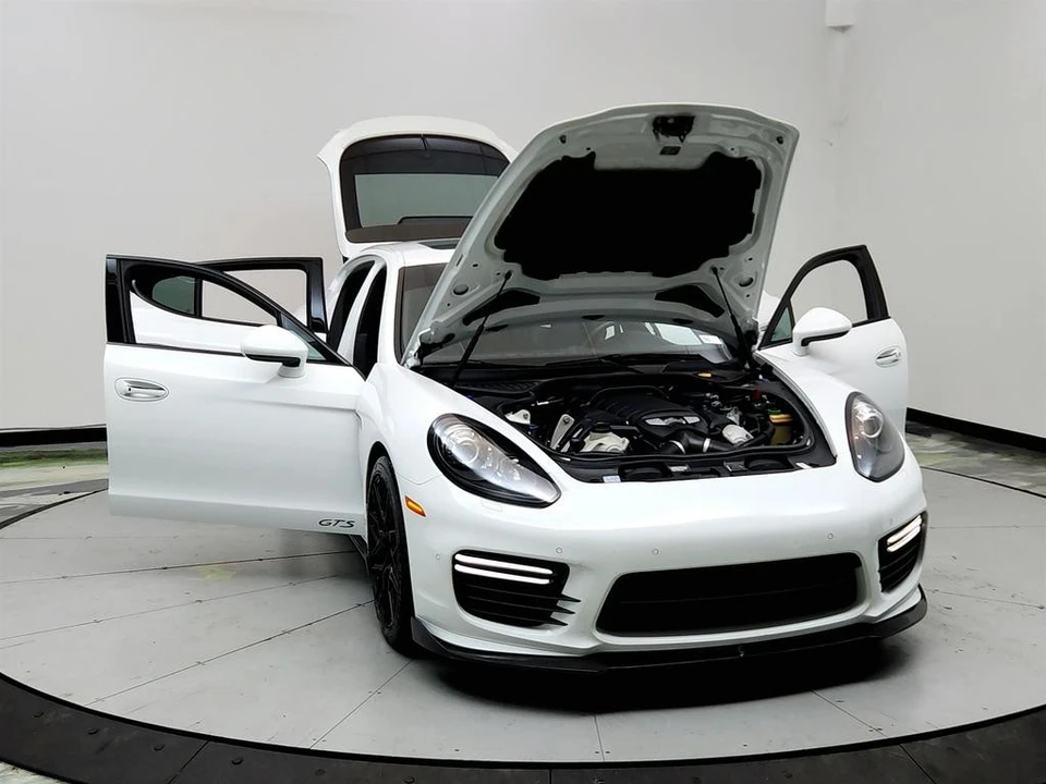 2015 Porsche 970 Panamera GTS - Image 10 of 31
