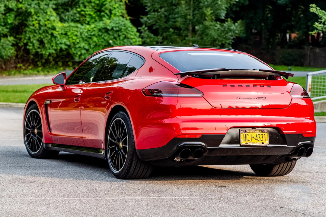 2015 Porsche 970 Panamera GTS - Image 9 of 31
