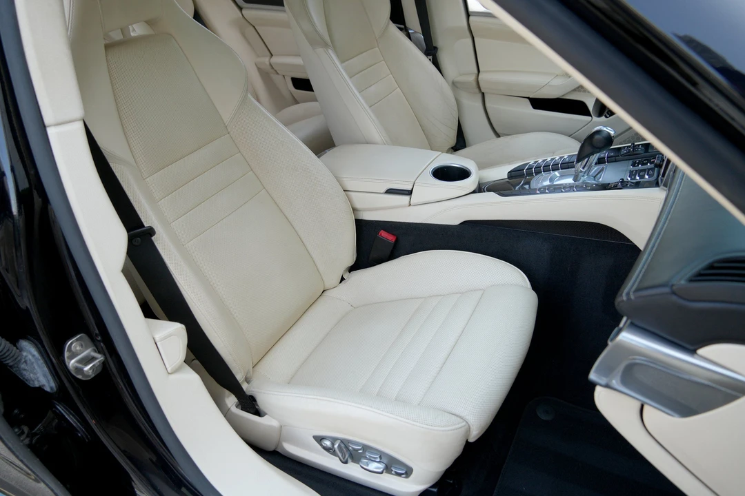 2015 Porsche 970 Panamera GTS - Image 8 of 31