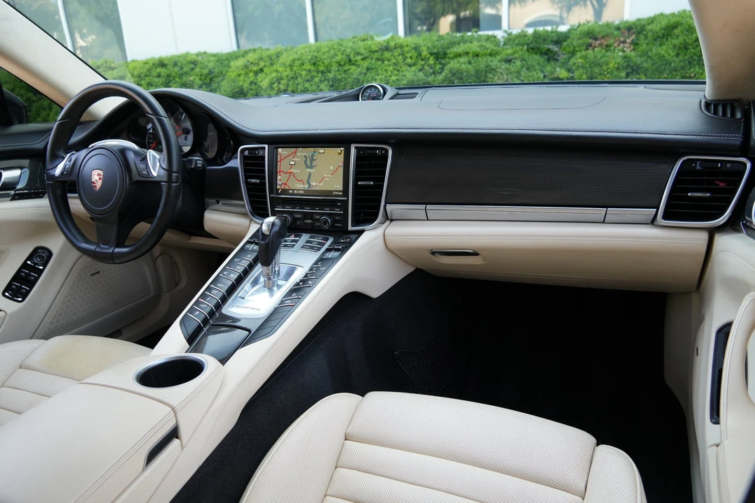 2015 Porsche 970 Panamera GTS - Image 7 of 31