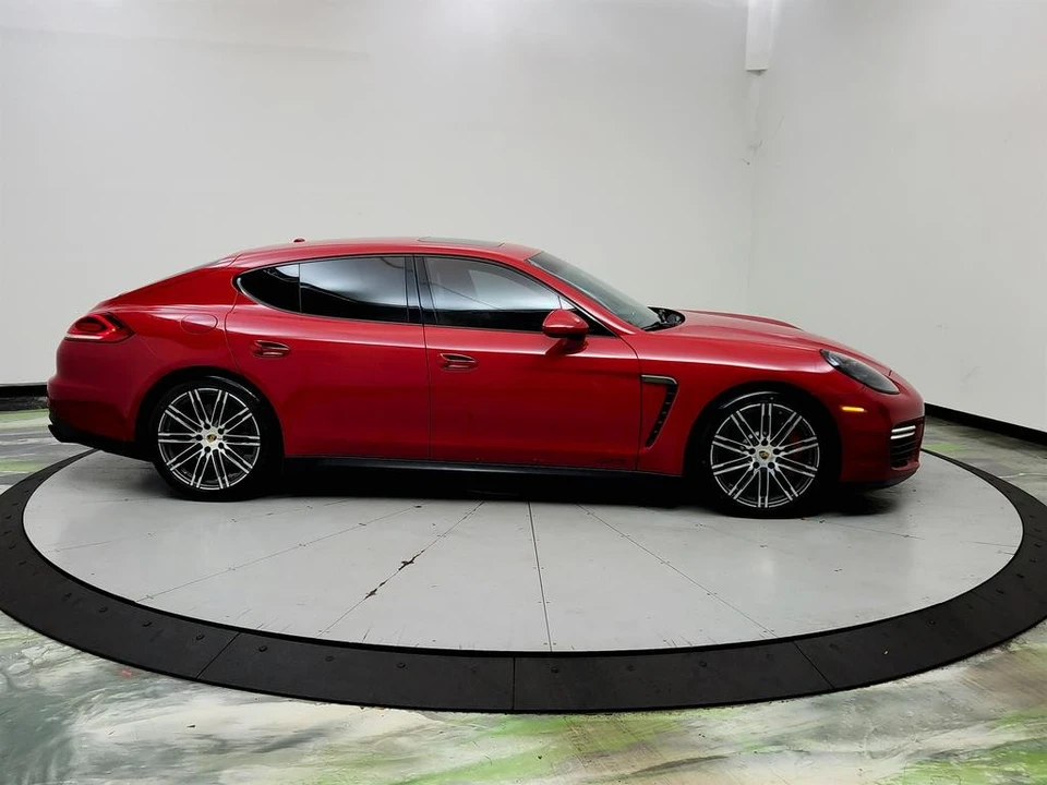 2015 Porsche 970 Panamera GTS - Image 4 of 31