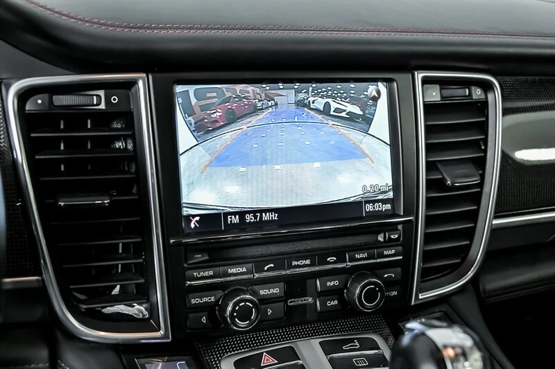 2015 Porsche 970 Panamera GTS - Image 29 of 31