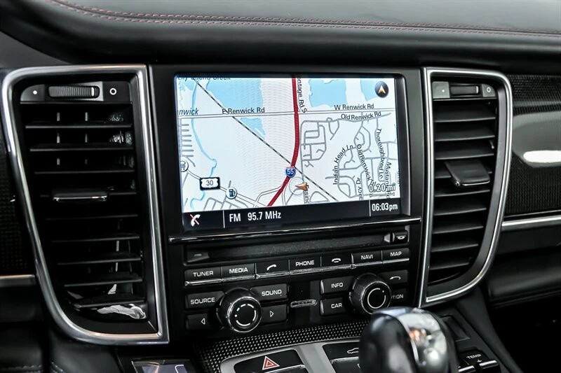 2015 Porsche 970 Panamera GTS - Image 28 of 31