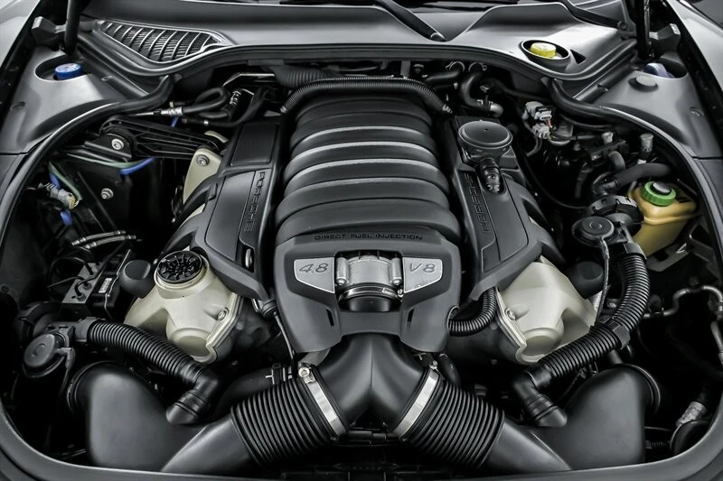 2015 Porsche 970 Panamera GTS - Image 12 of 31