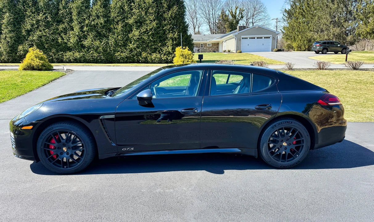2015 Porsche 970 Panamera GTS - Image 6 of 31