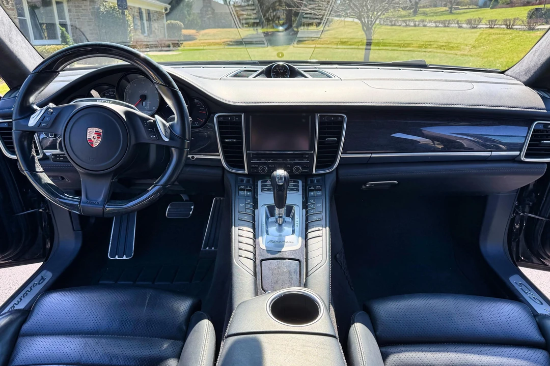 2015 Porsche 970 Panamera GTS - Image 28 of 31