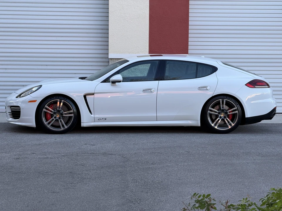 2015 Porsche 970 Panamera GTS - Image 8 of 31