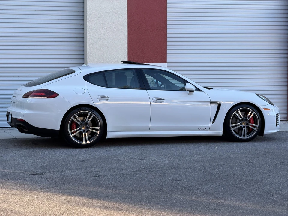 2015 Porsche 970 Panamera GTS - Image 18 of 31