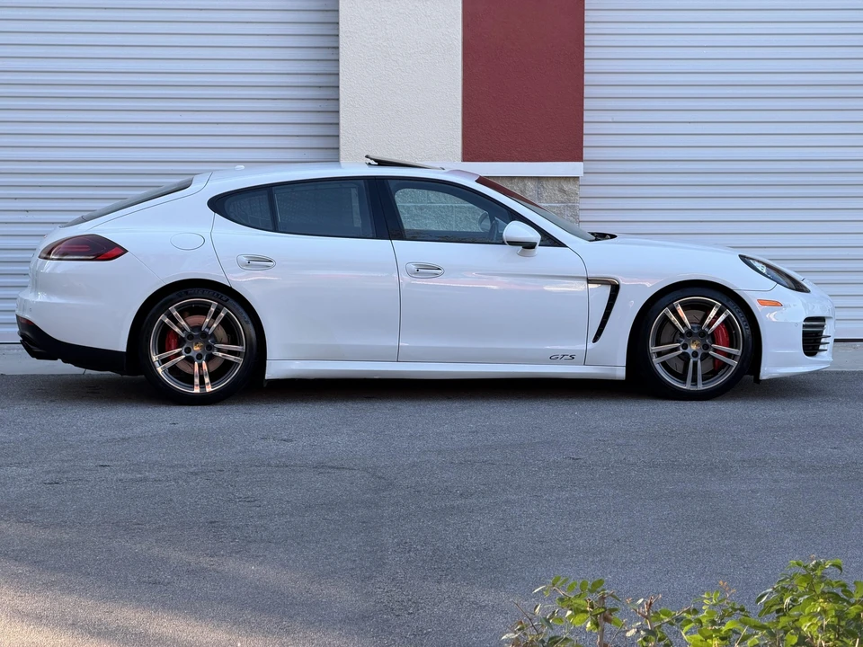 2015 Porsche 970 Panamera GTS - Image 21 of 31