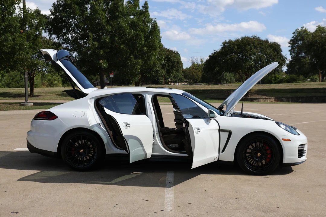 2015 Porsche 970 Panamera GTS - Image 16 of 31