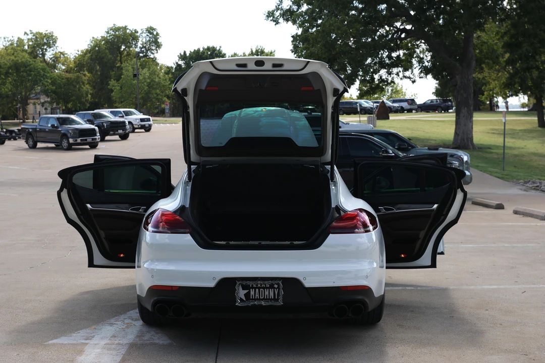 2015 Porsche 970 Panamera GTS - Image 14 of 31