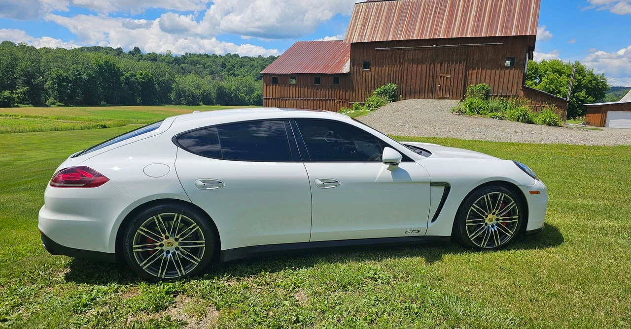 2015 Porsche 970 Panamera GTS - Image 10 of 31