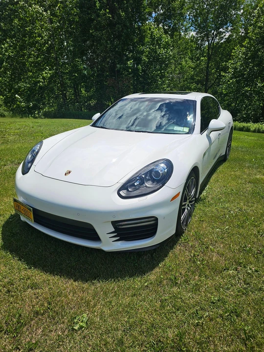 2015 Porsche 970 Panamera GTS - Image 5 of 31