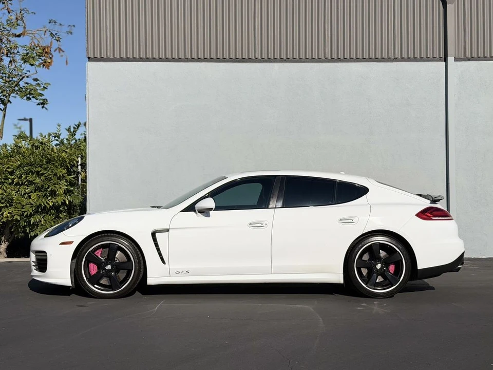 2015 Porsche 970 Panamera GTS - Image 9 of 21