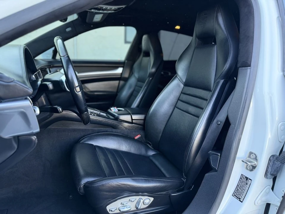 2015 Porsche 970 Panamera GTS - Image 20 of 21