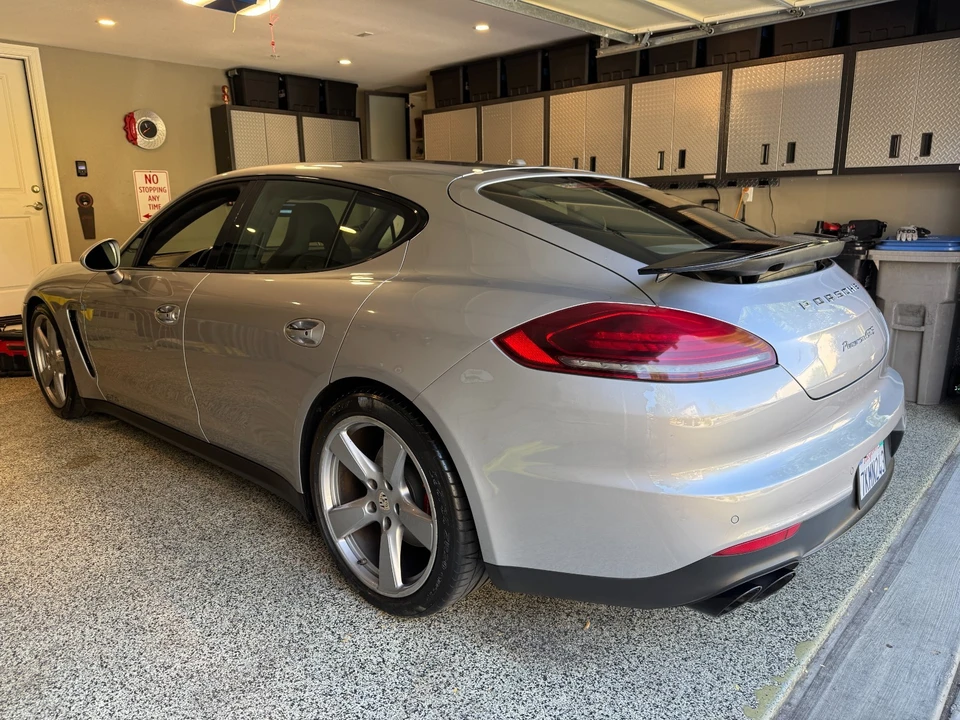 2015 Porsche 970 Panamera GTS - Image 7 of 25