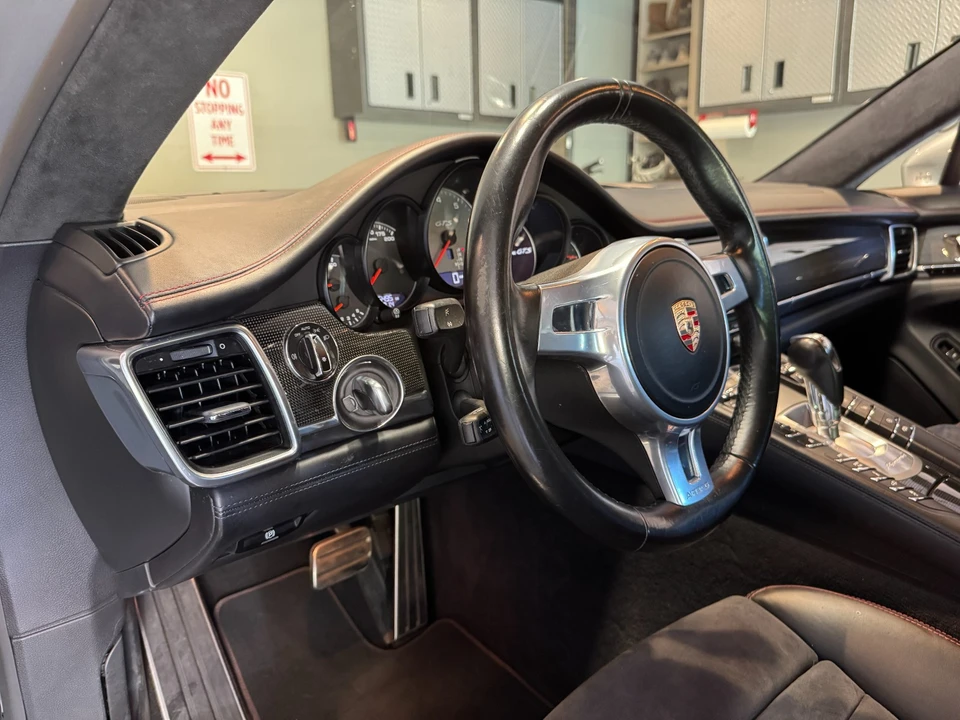2015 Porsche 970 Panamera GTS - Image 12 of 25