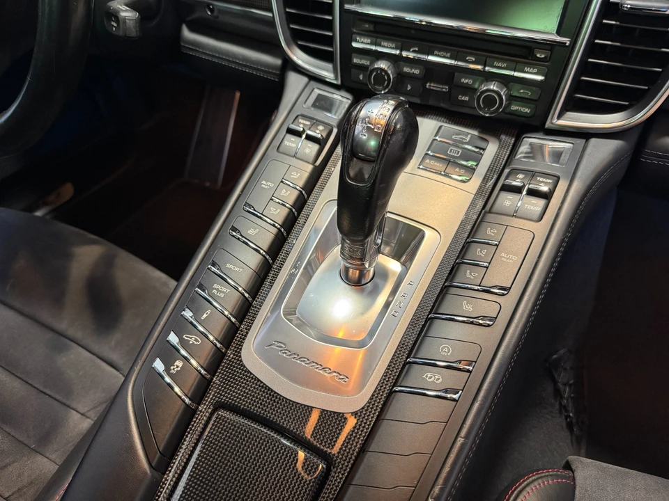 2015 Porsche 970 Panamera GTS - Image 15 of 25