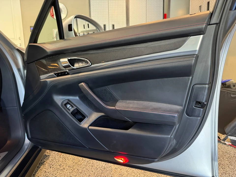 2015 Porsche 970 Panamera GTS - Image 21 of 25