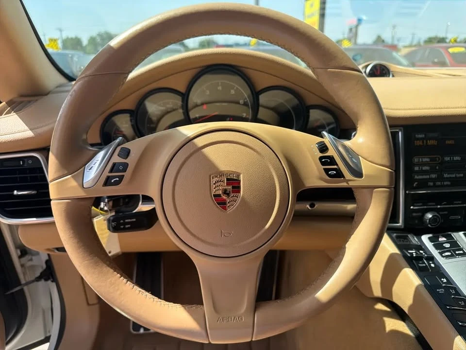 2015 Porsche 970 Panamera - Image 9 of 20