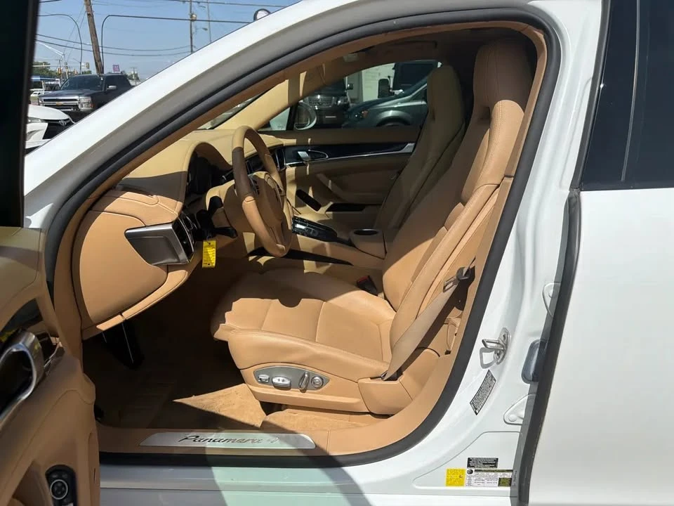 2015 Porsche 970 Panamera - Image 19 of 20