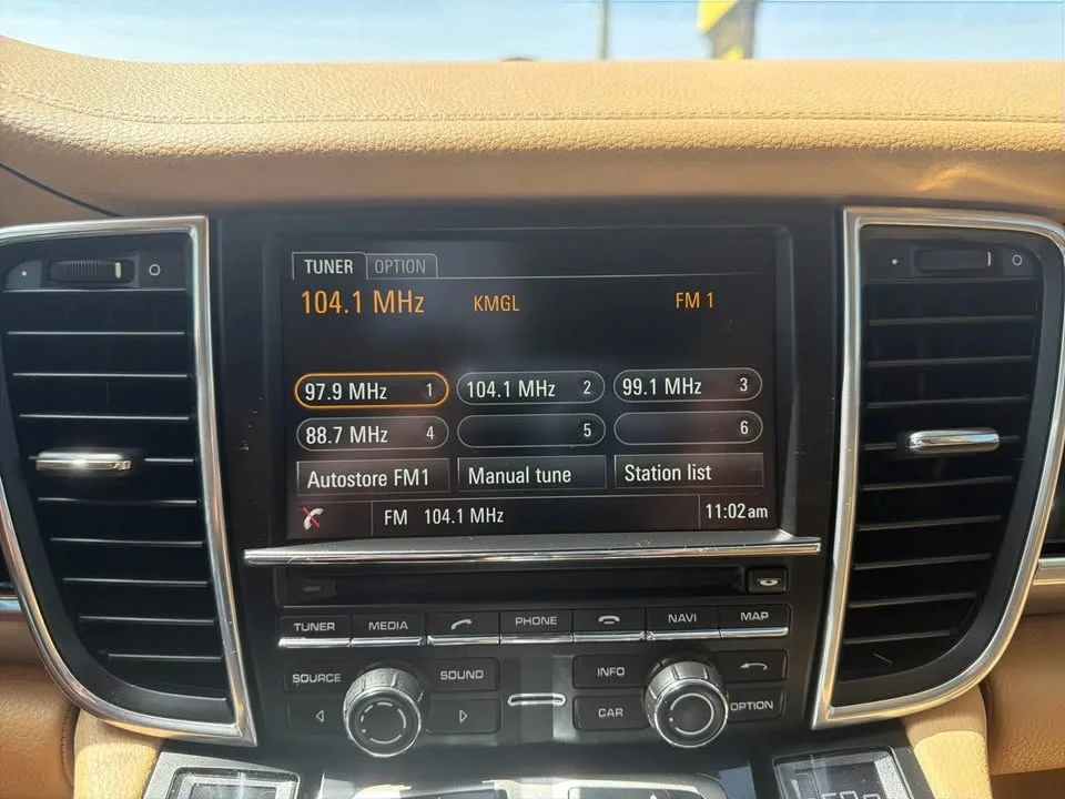 2015 Porsche 970 Panamera - Image 13 of 20