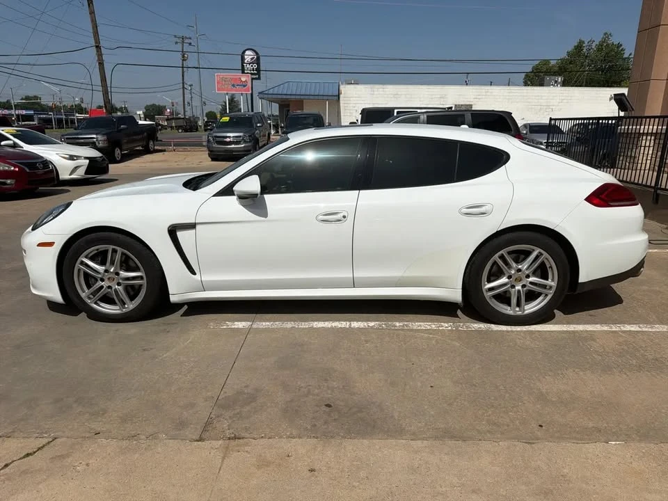 2015 Porsche 970 Panamera - Image 8 of 20