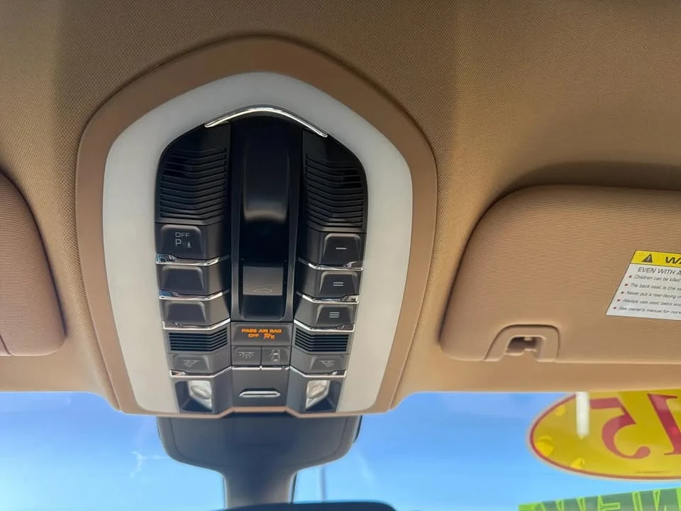 2015 Porsche 970 Panamera - Image 16 of 20
