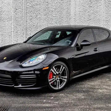 2015 Porsche Panamera GTS
