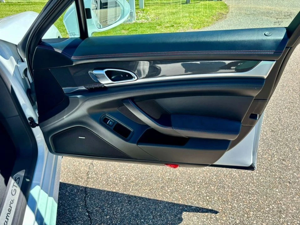 2015 Porsche 970 Panamera - Image 10 of 20