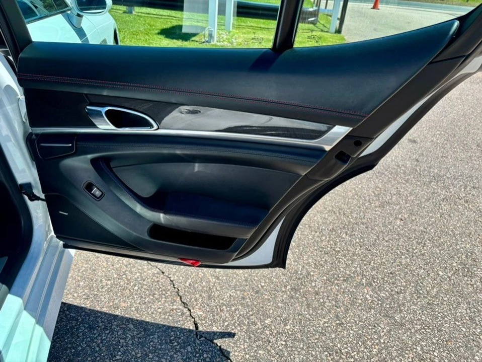 2015 Porsche 970 Panamera - Image 20 of 20
