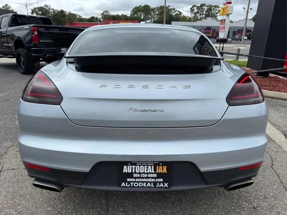 2015 Porsche 970 Panamera - Image 4 of 11