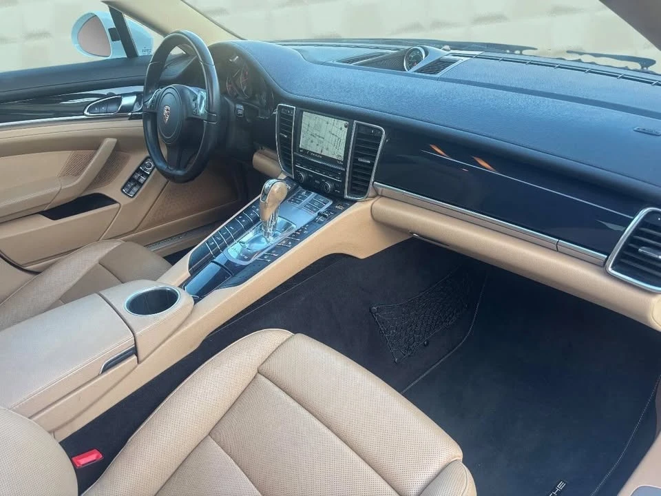2015 Porsche 970 Panamera - Image 18 of 20