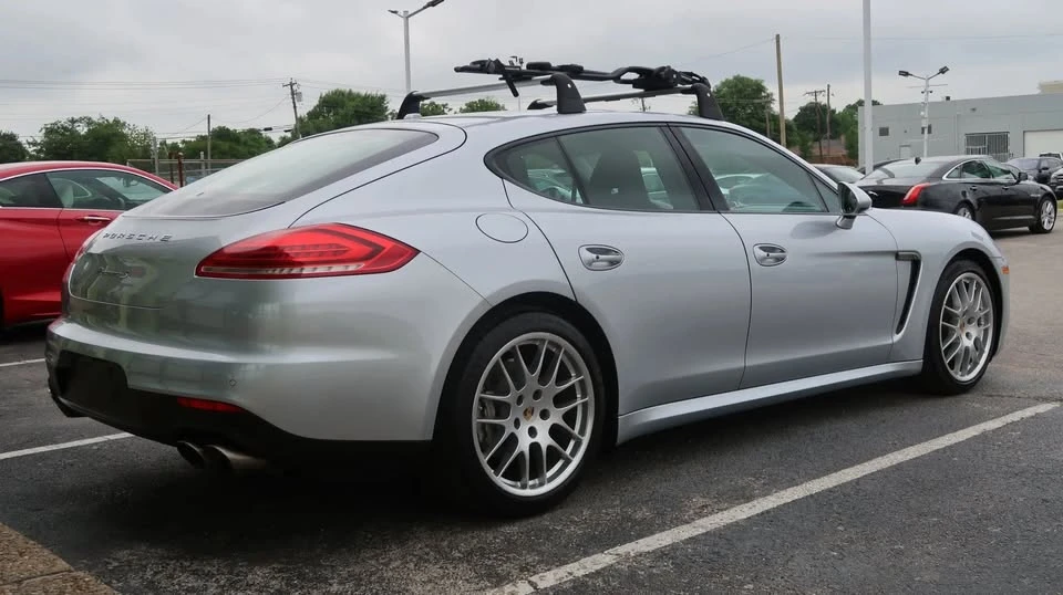 2015 Porsche Panamera - Image 13 of 20